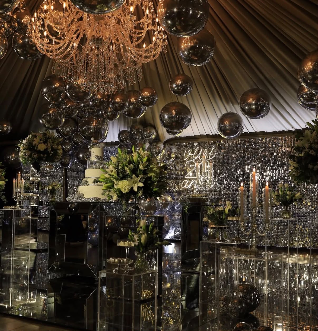 Decor